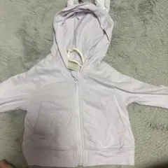 ウサギ耳付き薄紫フードトレーナー