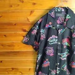 柄シャツ　半袖シャツ　ストリート　カジュアル　黒　レーヨン　M　古着　タグ付き