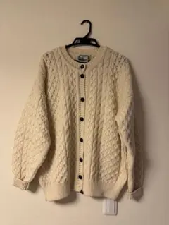 Item thumbnail for item b7843c27-c694-4fba-b93f-32523d766fe5