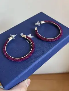スワロフスキーピアス