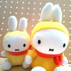 レア 赤いマフラーのミッフィー