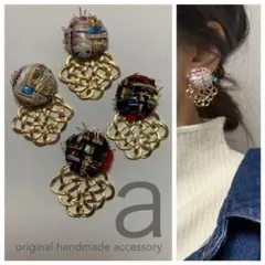 2038-2 2wayホワイト☺︎ツイードのピアス×スクエア型ゴールド☺︎