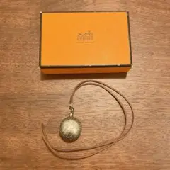⭐︎入手困難　超希少　エルメス　ゾディアック　ネックレス　ピルケース　ヴィンテージ 楽天市場】HERMES エルメス ゾディアック ソディアック