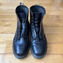 ドクターマーチン(Dr.Martens)　8ホール