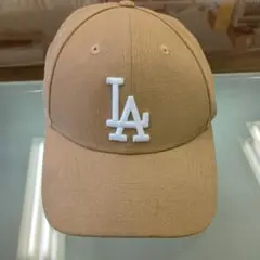 New Era LAロゴ ベージュキャップ