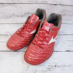 ミズノ サッカートレーニングシューズ赤 レッド 23.5cm