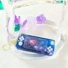 【1周年記念セール価格】夜空金魚のゲームキーホルダー