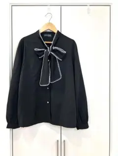 ロマンティックボウタイリボンブラウス　DAYCLOSET 長袖シャツ