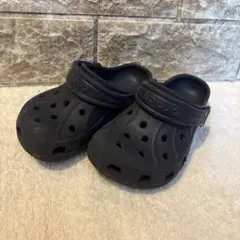 Crocs ブラック キッズサンダル　　８　9