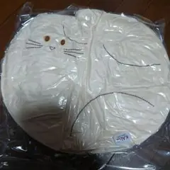 カルディ猫の日オンライン限定クッション