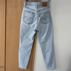 Levi's ライトブルー ハイウエストデニム　24インチ