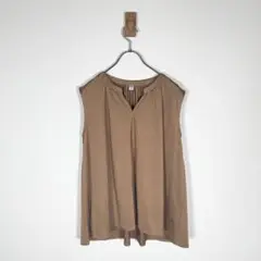 ユニクロ【M】ブラウン ノースリーブ スキッパー カットソー ストレッチ