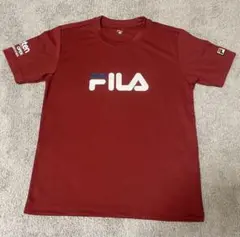 FILA 赤 Tシャツ Sサイズ
