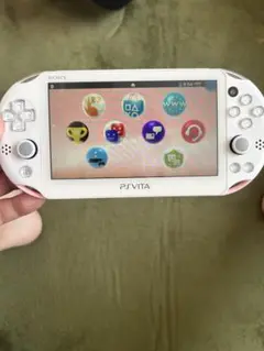 PS Vita ホワイト/ピンク 本体　ソフト付き