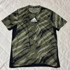 adidas アディダス 迷彩 Tシャツ 半袖シャツ ロゴプリント