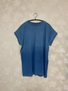 433.藍染めのTシャツ、濃淡　手染め　やや厚め　Ｌ