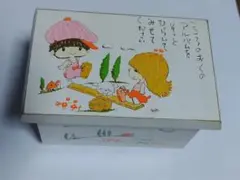 mon/モン 木製オルゴール 子供のイラスト付き