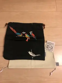 ロエベ パウラズイビザ ドローストリングバッグ