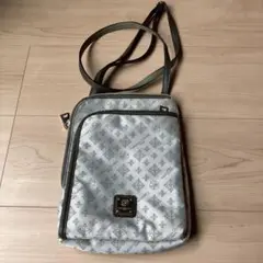 【美品】クリスチャンオリビエ＊ロゴ総柄 マルチ ショルダーバッグ