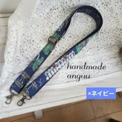 anguu カシメな肩紐　Cath ロンドン