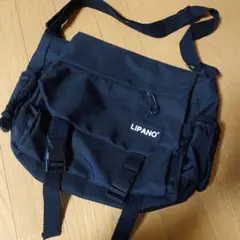 お値下げ 新品 ブラック ナイロン ショルダーバッグ メッセンジャーバッグ