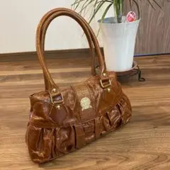 【美品】ADMJ エナメル レザー ハンドバッグ 肩がけ可能 ブラウン