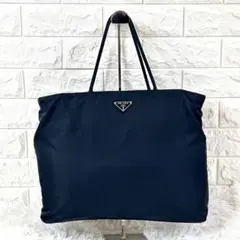 極美品! PRADA プラダ トートバッグ 黒 ナイロン 高級感 シンプル 上品
