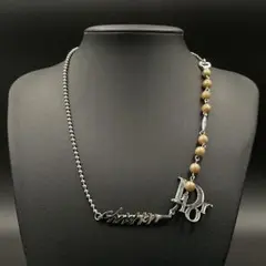 Item thumbnail for item d571c0a2-6852-4ec7-a54d-500d9e00c670