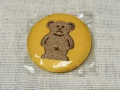 新品＊無印良品ガチャガチ　刺繍缶バッジ　人気クマビスケット　カプセルトイ