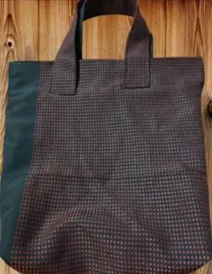 着物リメイク＊黒×赤ドットの持ち手付き巾着トート