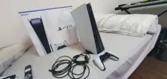 PlayStation 5 ディスク版 本体 + 無料ゲーム
