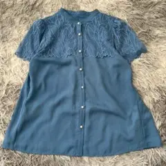 美品✨【a.v.v】青いレーストリム半袖シャツ ブラウス (XS) イトキン