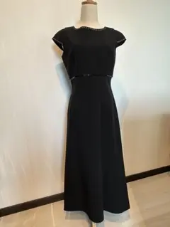 【新品】ブラックロングワンピース　Mサイズ
