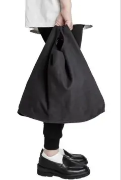 ATTACHMENT ポリエステルピーチスキンショルダーショッピングバッグ
