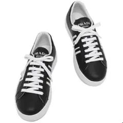 PRADA スニーカー