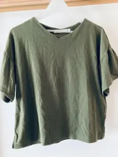 Löytää オリーブグリーン Tシャツ M