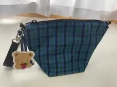 ファミリア 舟形ナイロンポシェット
