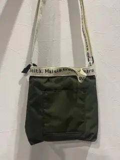 オリーブグリーン サコッシュ バッグ