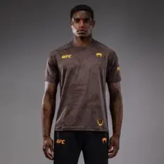 新品未使用　UFC VENUM ブラウン Tシャツ XXL