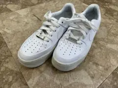 NIKE　エアフォース1セージLOW