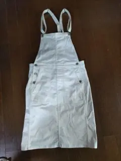 ジュンサロペットスカート