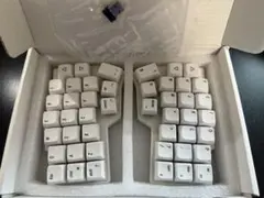【新品】Corne v4 CherryMX互換 リニアスイッチ無線化 完成品　白