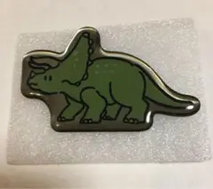ジュラシックワールド ゆるかわピンバッジ トリケラトプス