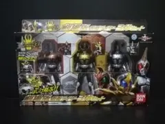 新品 仮面ライダーカブトC.O.R EX劇場版仮面ライダー3体セット フィギュア