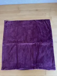 H&M HOME ダークレッド クッションカバー
