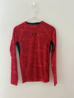 Under Armour 吸湿速乾 長袖シャツ レッド