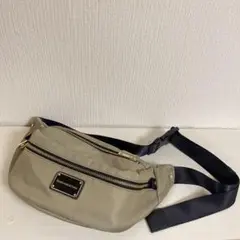 【美品】BARNYARDSTORM キレイめボディバッグ　ベージュ
