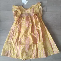 【新品タグ付き】セラフ　花柄フリル袖ワンピース 120
