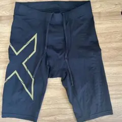 2xuハーフパンツ　xs