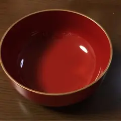 電子レンジオッケーの遊楽庵 朱天金の平鉢漆器